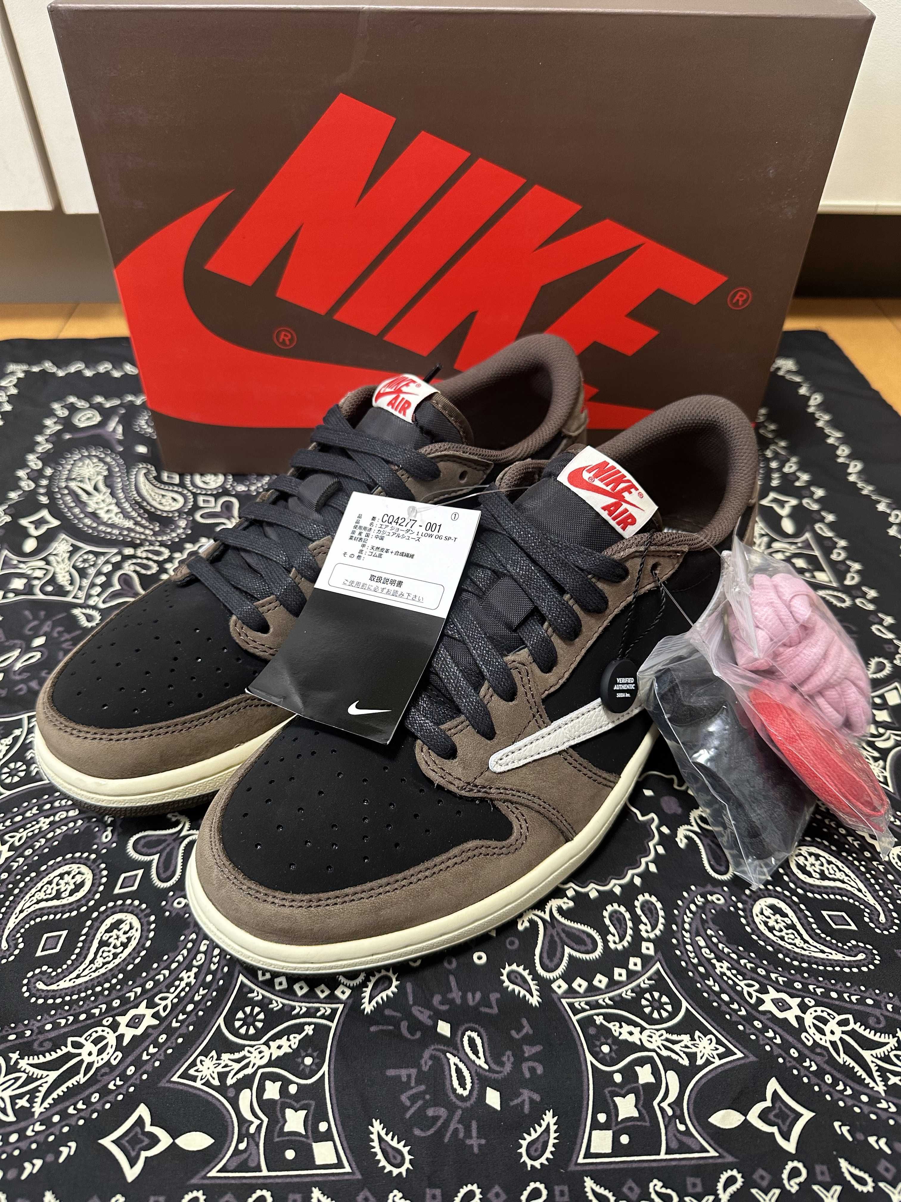 Travis Scott × Nike Air Jordan 1 Low OG SP-T "Black/Dark Mocha"