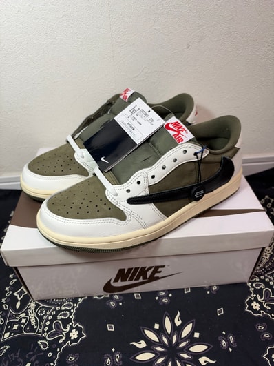 Travis Scott × Nike Air Jordan 1 Low OG SP "Reverse Olive"