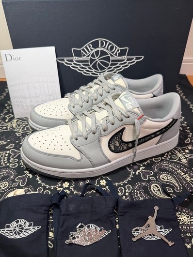 Dior × Nike Air Jordan 1 Low OG "Wolf Grey"