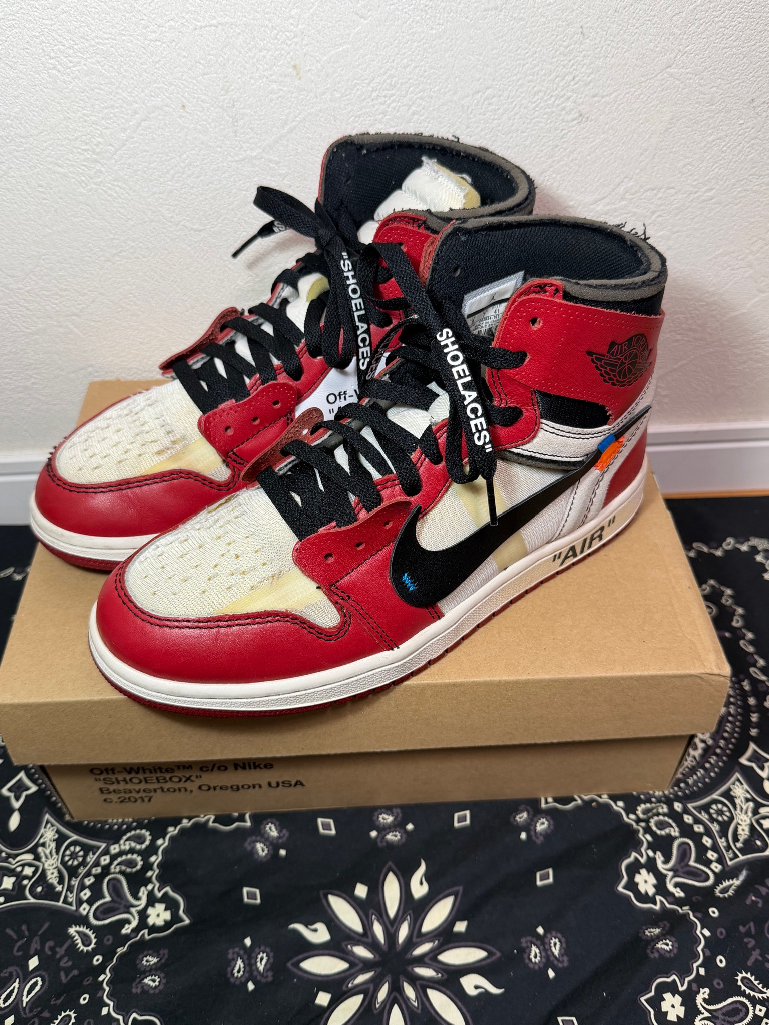 Off-White × Nike Air Jordan 1 Retro High The Ten "Chicago"