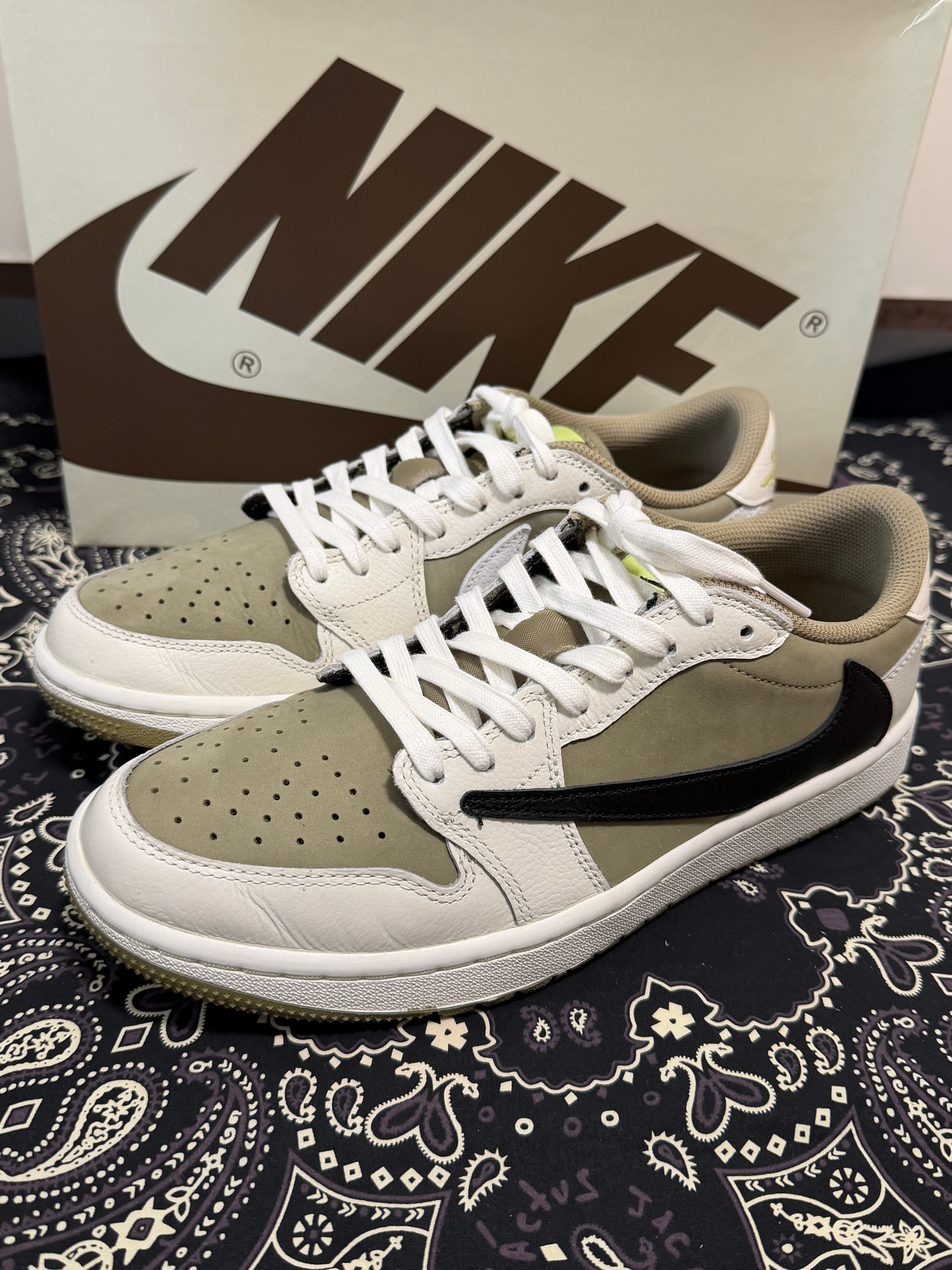 Travis Scott × Nike Air Jordan 1 Low Golf NRG "Neutral Olive"