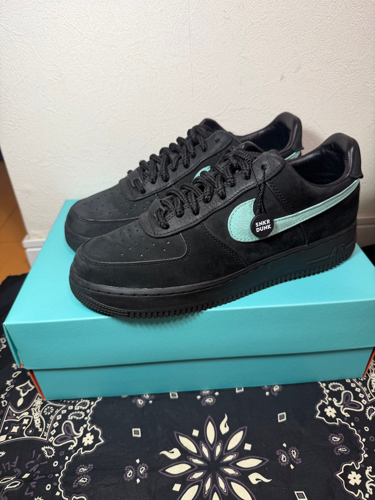 Tiffany & Co. × Nike Air Force 1 Low "1837"