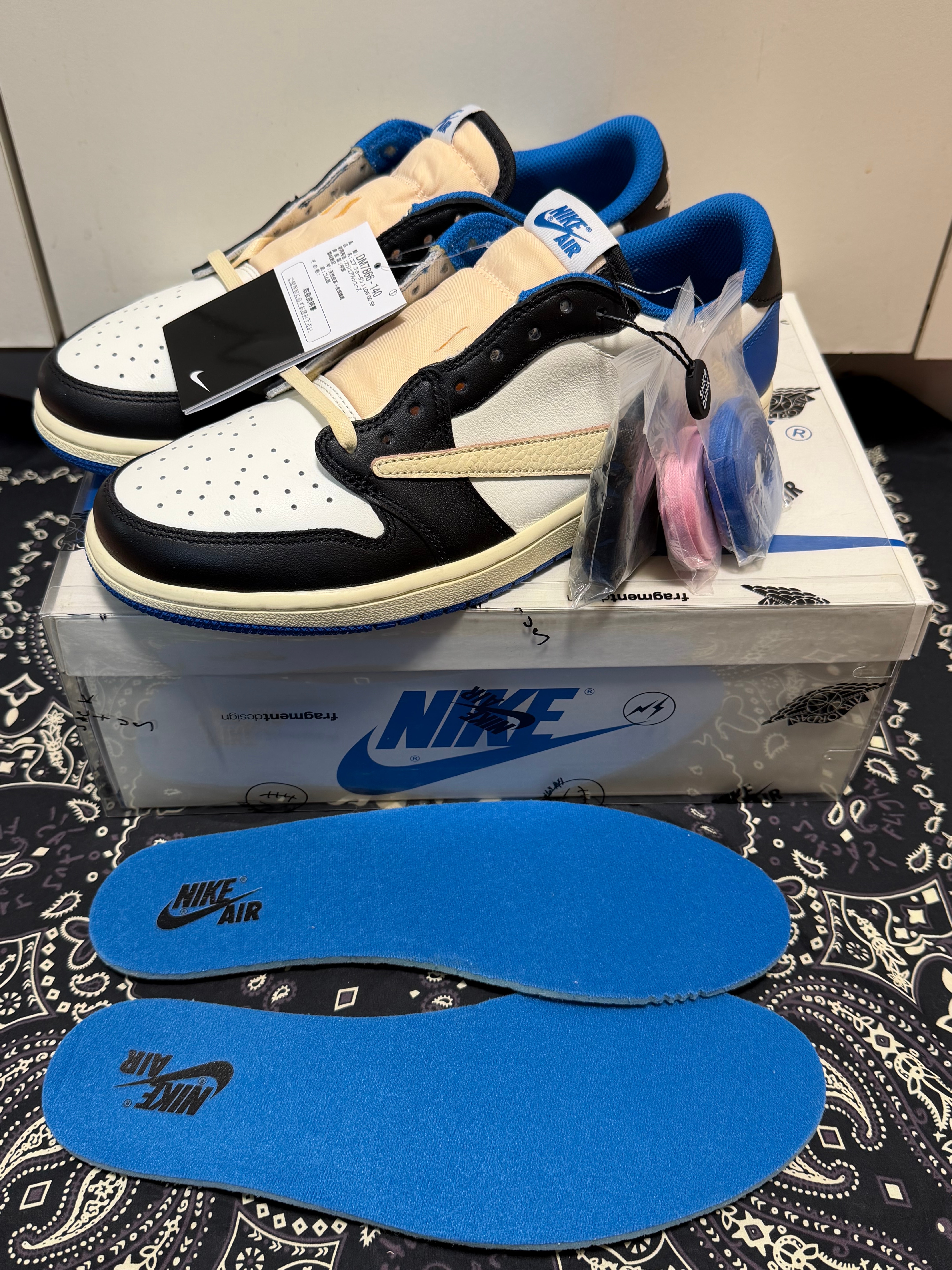 Travis Scott × fragment design × Nike Air Jordan 1 Low OG SP "Military Blue"