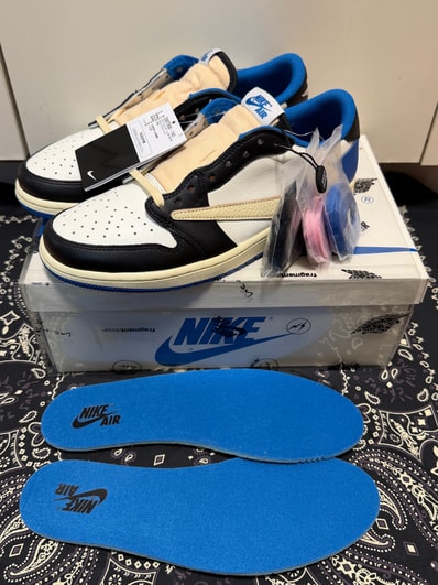 Travis Scott × fragment design × Nike Air Jordan 1 Low OG SP "Military Blue"