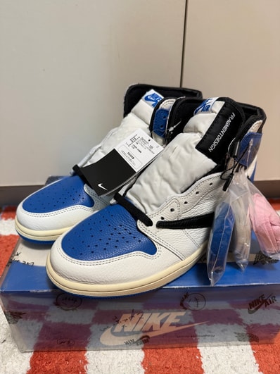 Travis Scott × fragment design × Nike Air Jordan 1 Retro High OG SP "Military Blue"