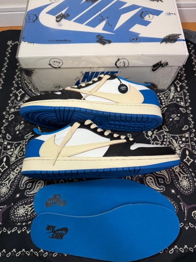 Travis Scott × fragment design × Nike Air Jordan 1 Low OG SP "Military Blue"
