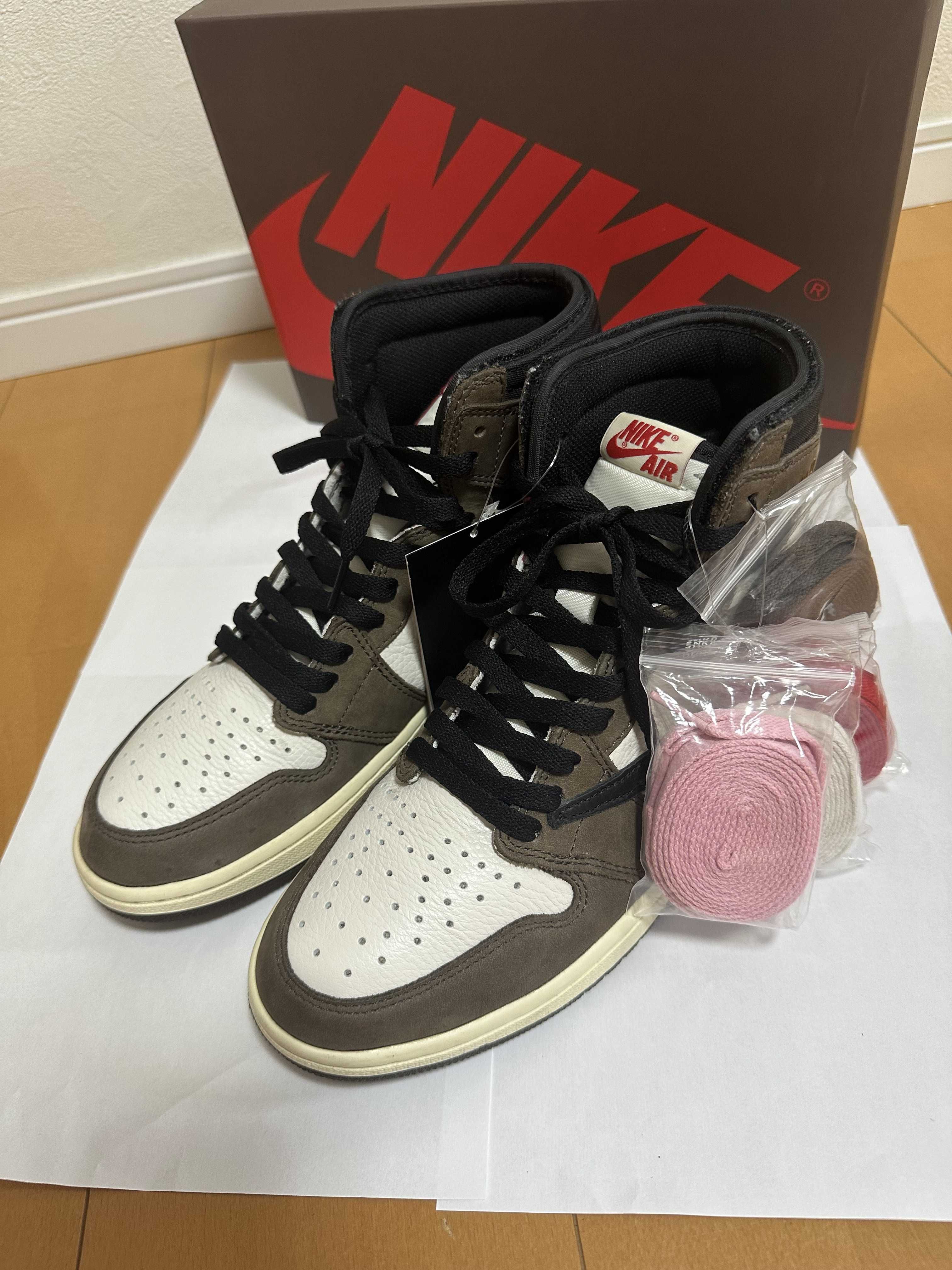 Travis Scott × Nike Air Jordan 1 Retro High OG TS SP "Sail/Dark Mocha"