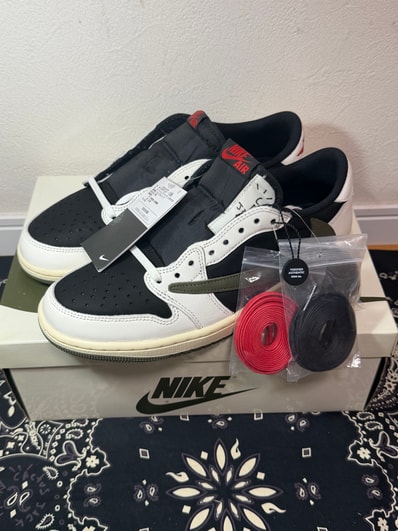 Travis Scott × Nike Women's Air Jordan 1 Low OG "Medium Olive"