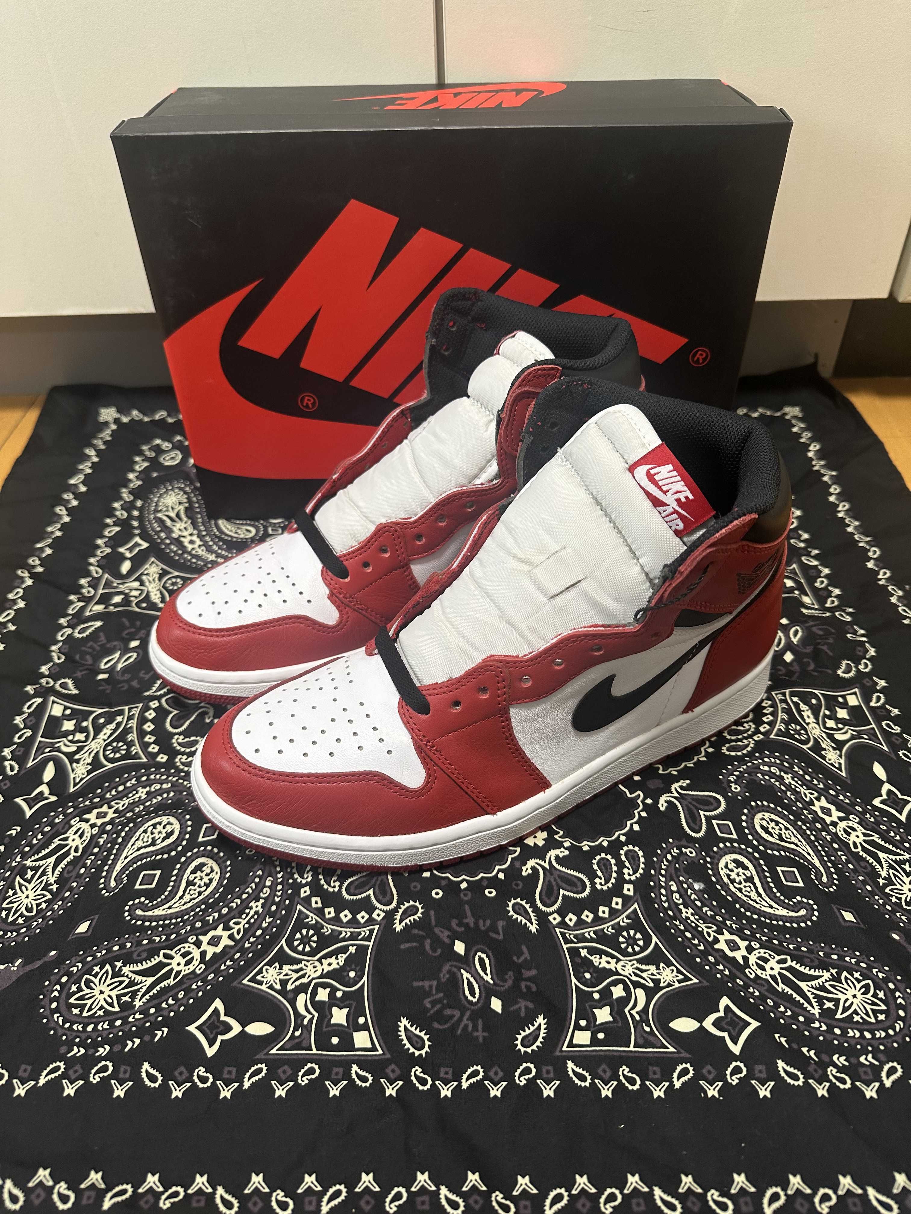 Nike Air Jordan 1 Retro High "Chicago" (2015)