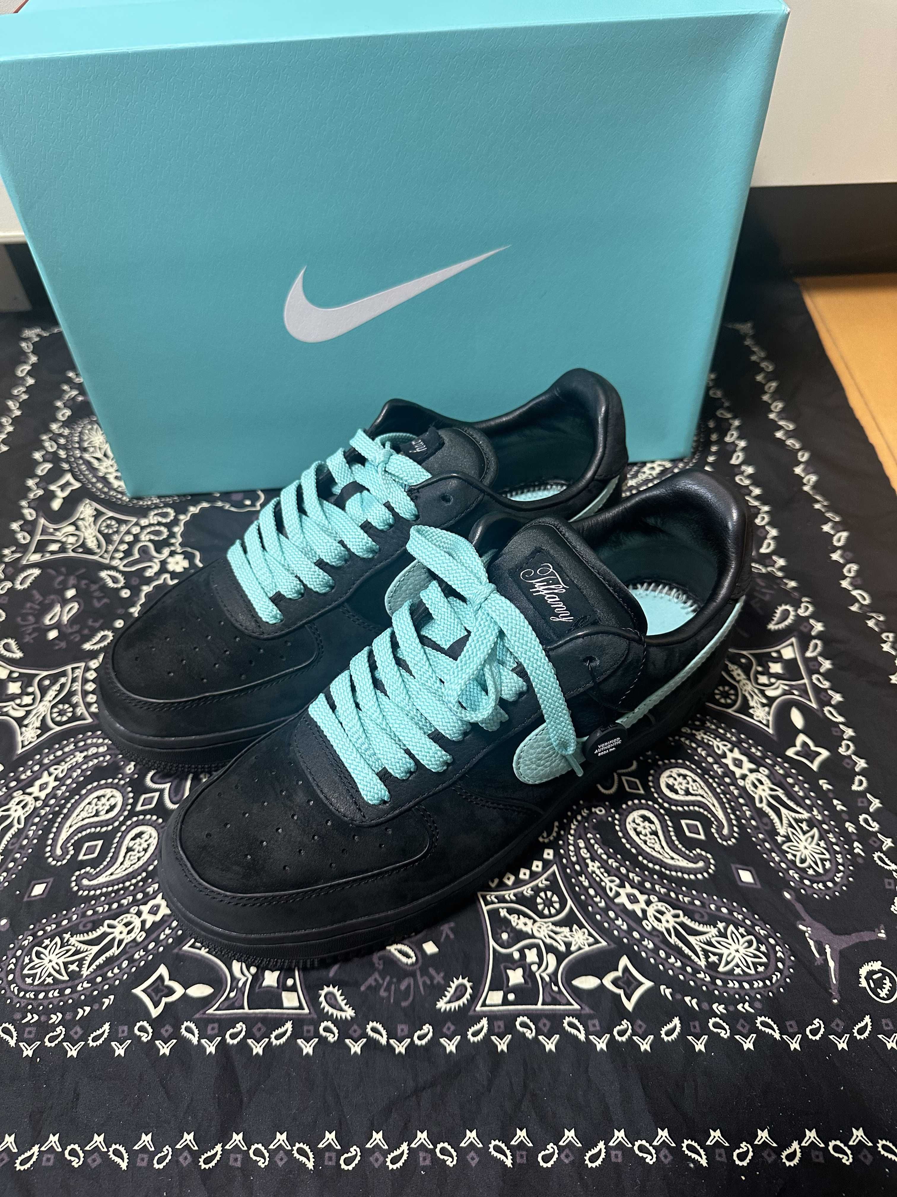 Tiffany & Co. × Nike Air Force 1 Low "1837"