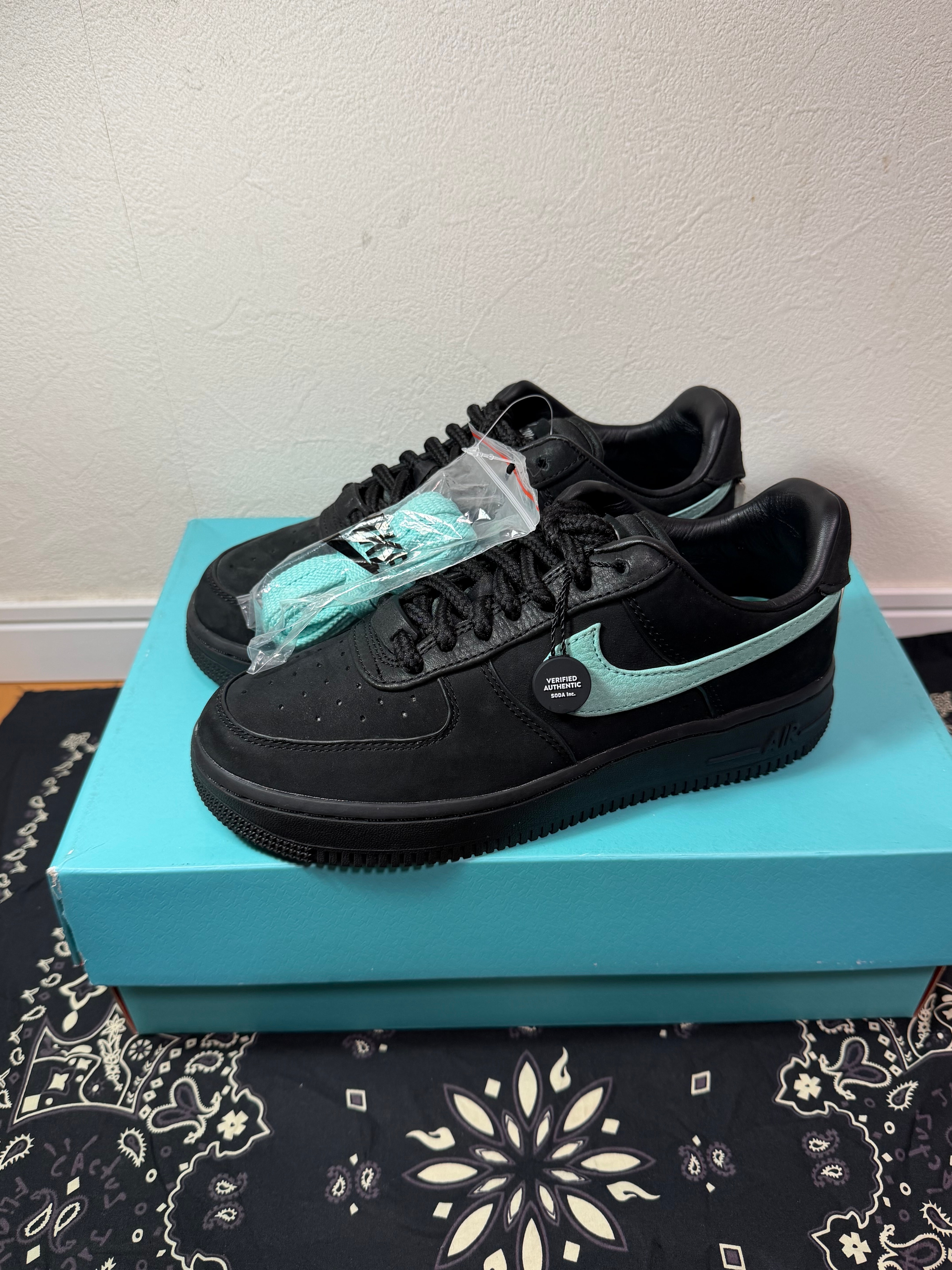 Tiffany & Co. × Nike Air Force 1 Low "1837"