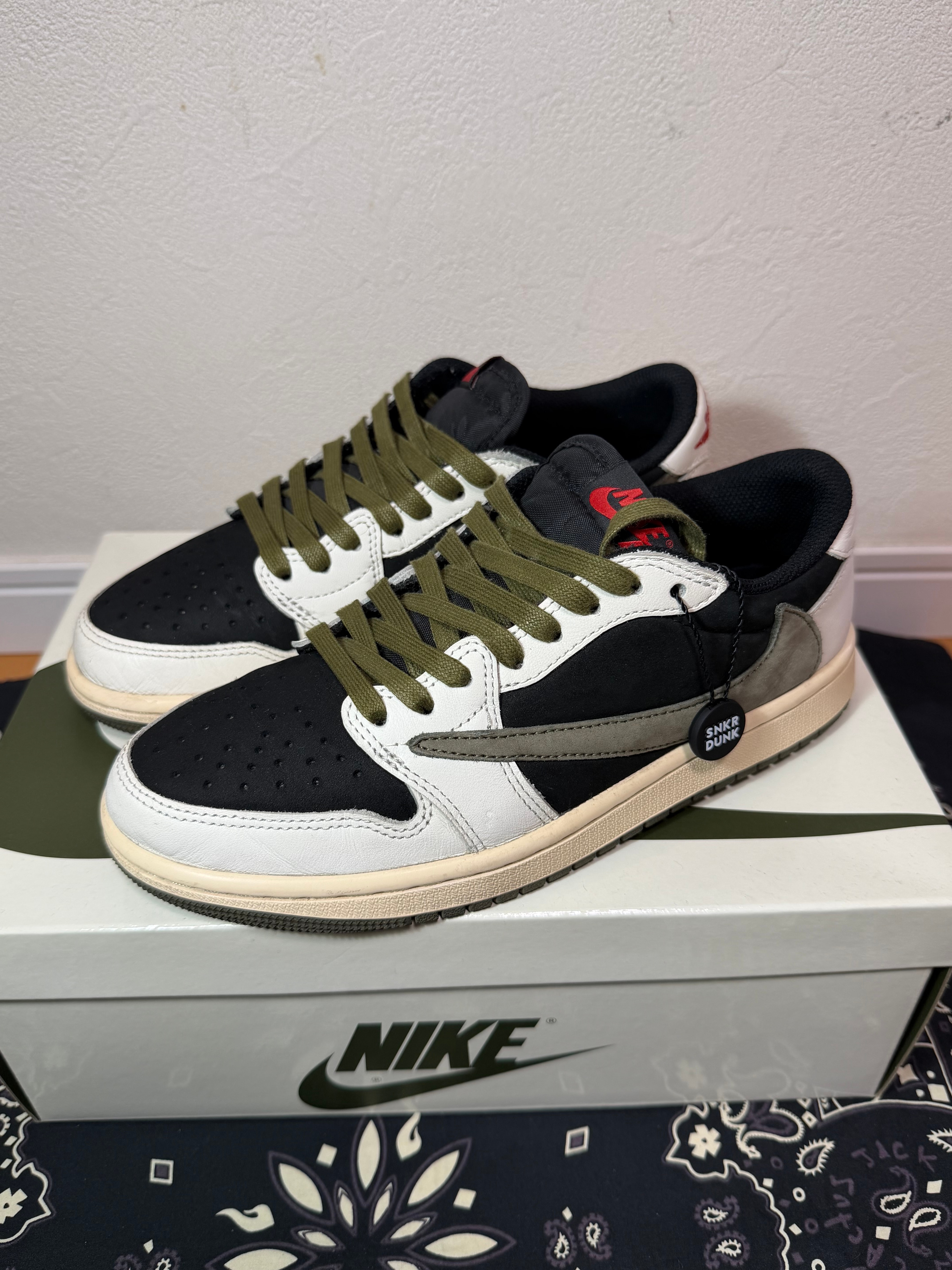 Travis Scott × Nike Women's Air Jordan 1 Low OG "Medium Olive"
