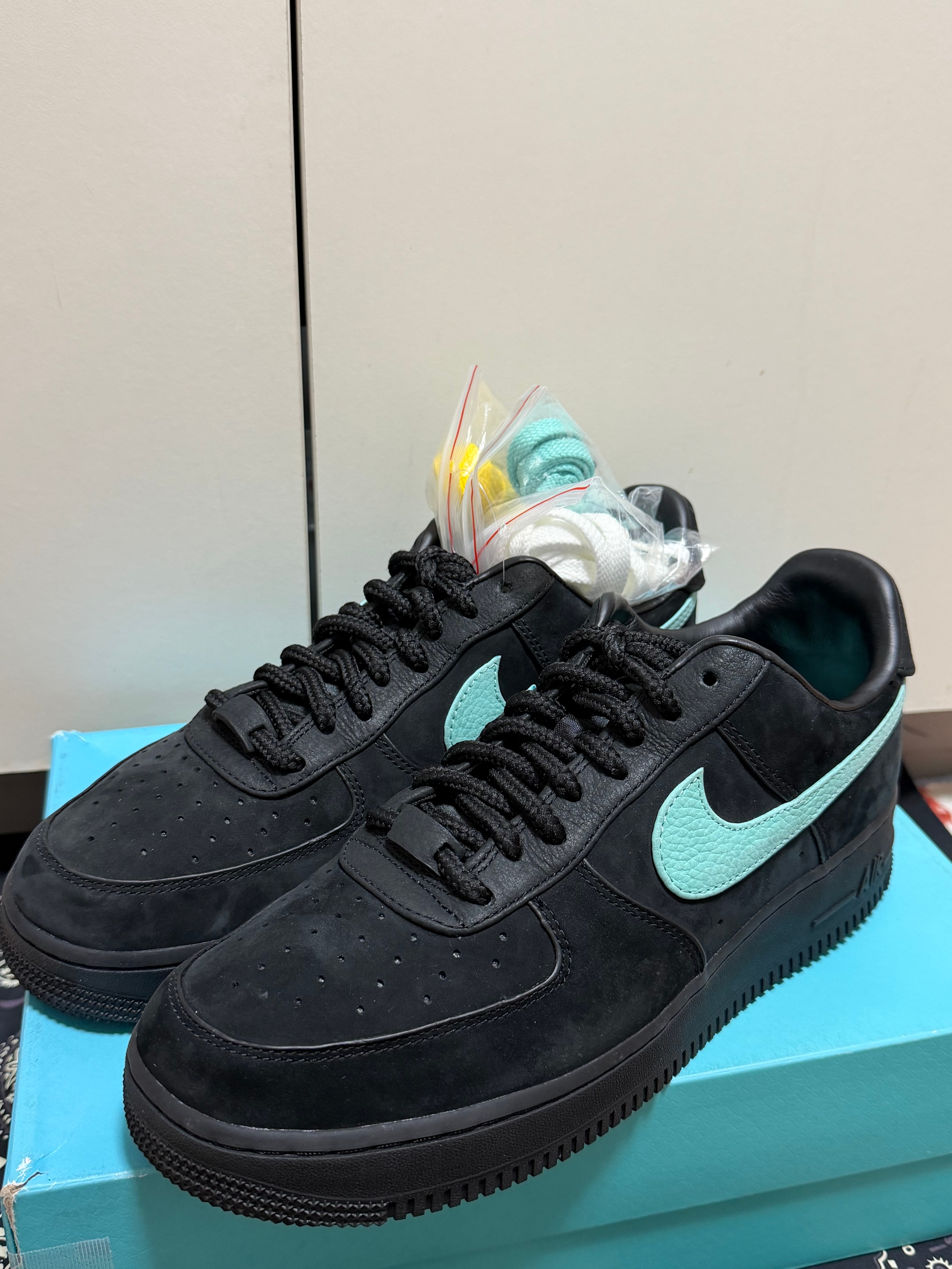 Tiffany & Co. × Nike Air Force 1 Low "1837"