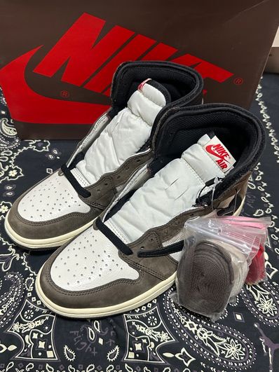 Travis Scott × Nike Air Jordan 1 Retro High OG TS SP "Sail/Dark Mocha"
