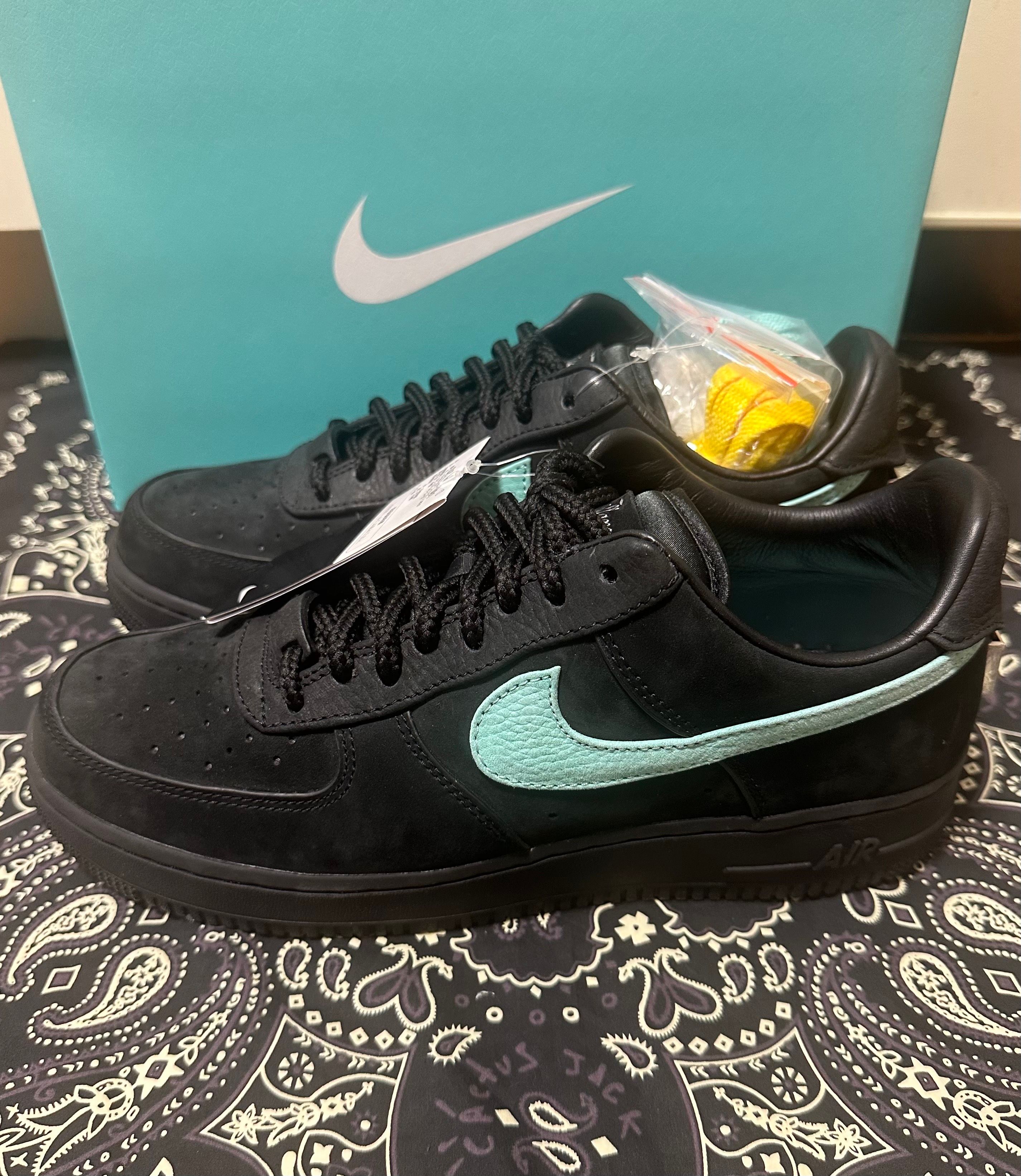Tiffany & Co. × Nike Air Force 1 Low "1837"