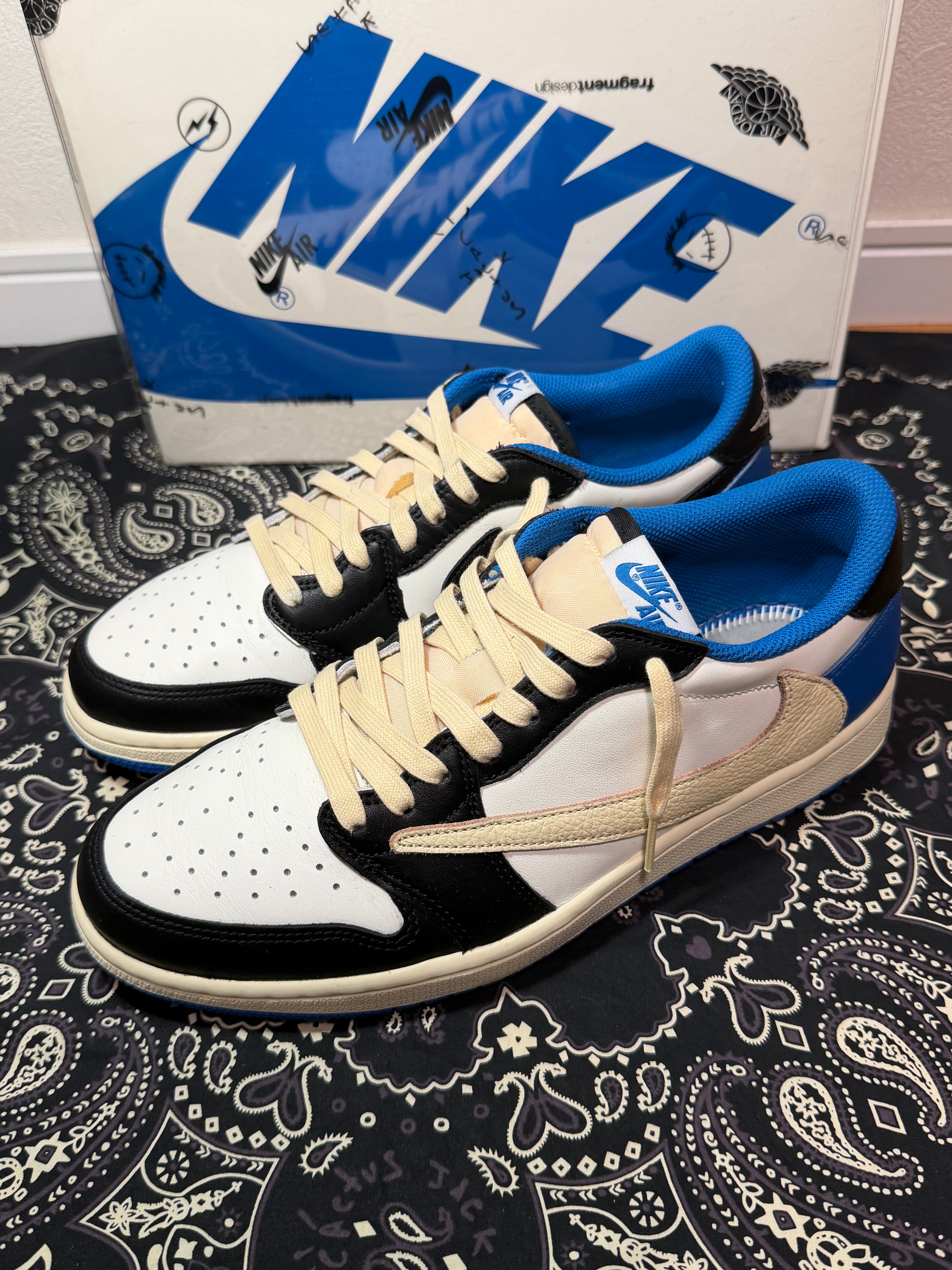 Travis Scott × fragment design × Nike Air Jordan 1 Low OG SP "Military Blue"