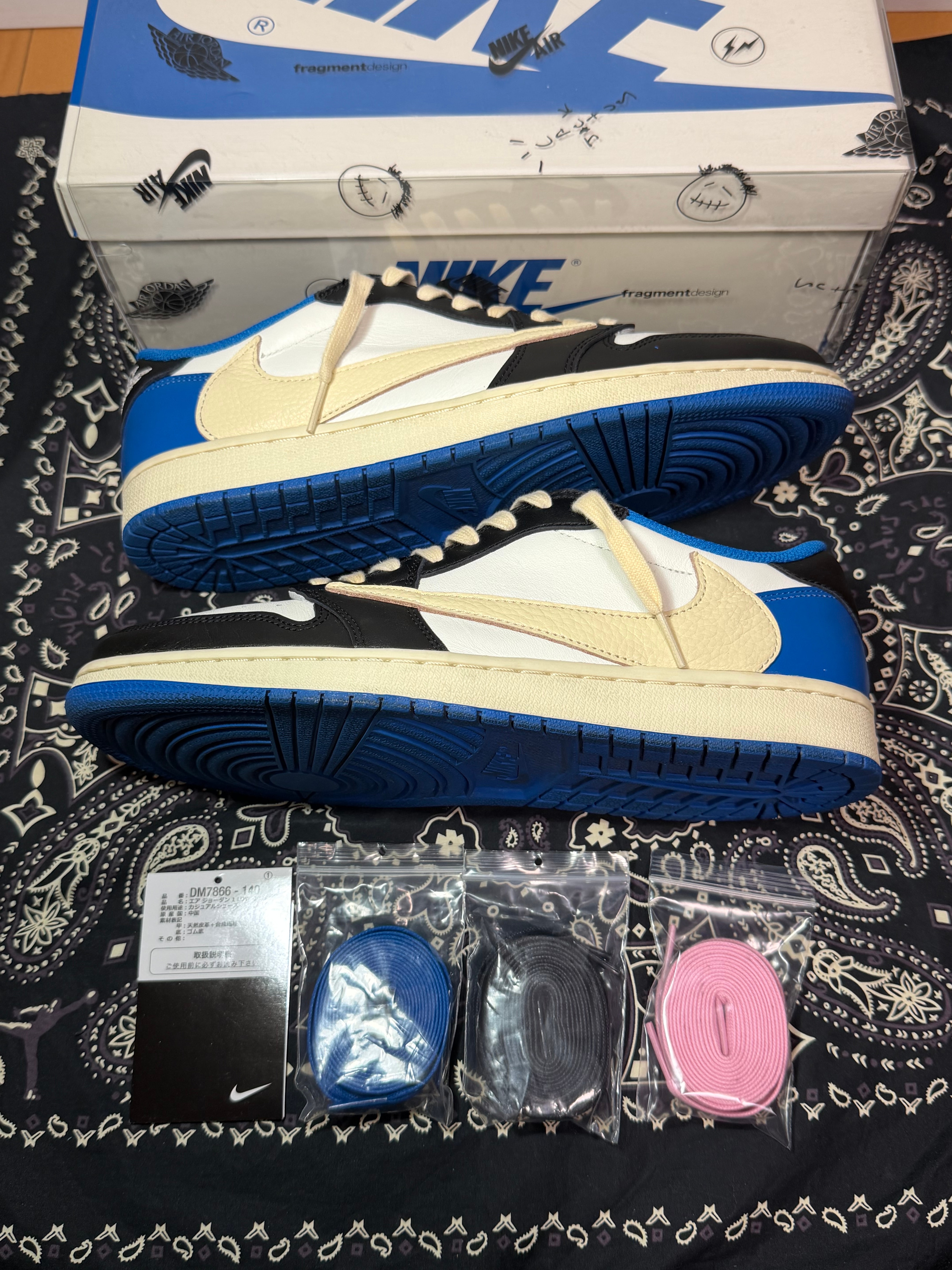 Travis Scott × fragment design × Nike Air Jordan 1 Low OG SP "Military Blue"