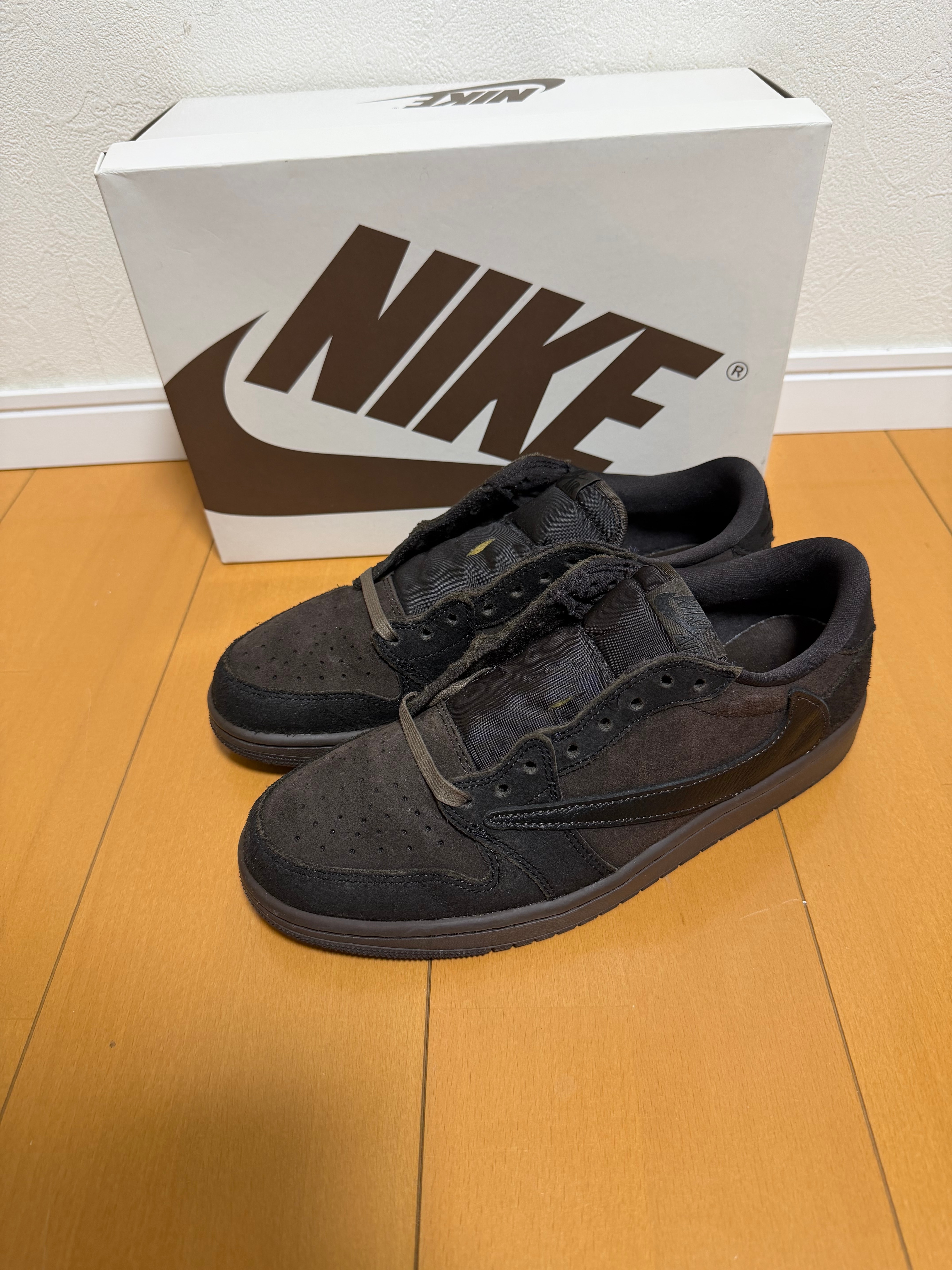 Travis Scott × Nike Air Jordan 1 Low OG SP "Velvet Brown and Dark Mocha"