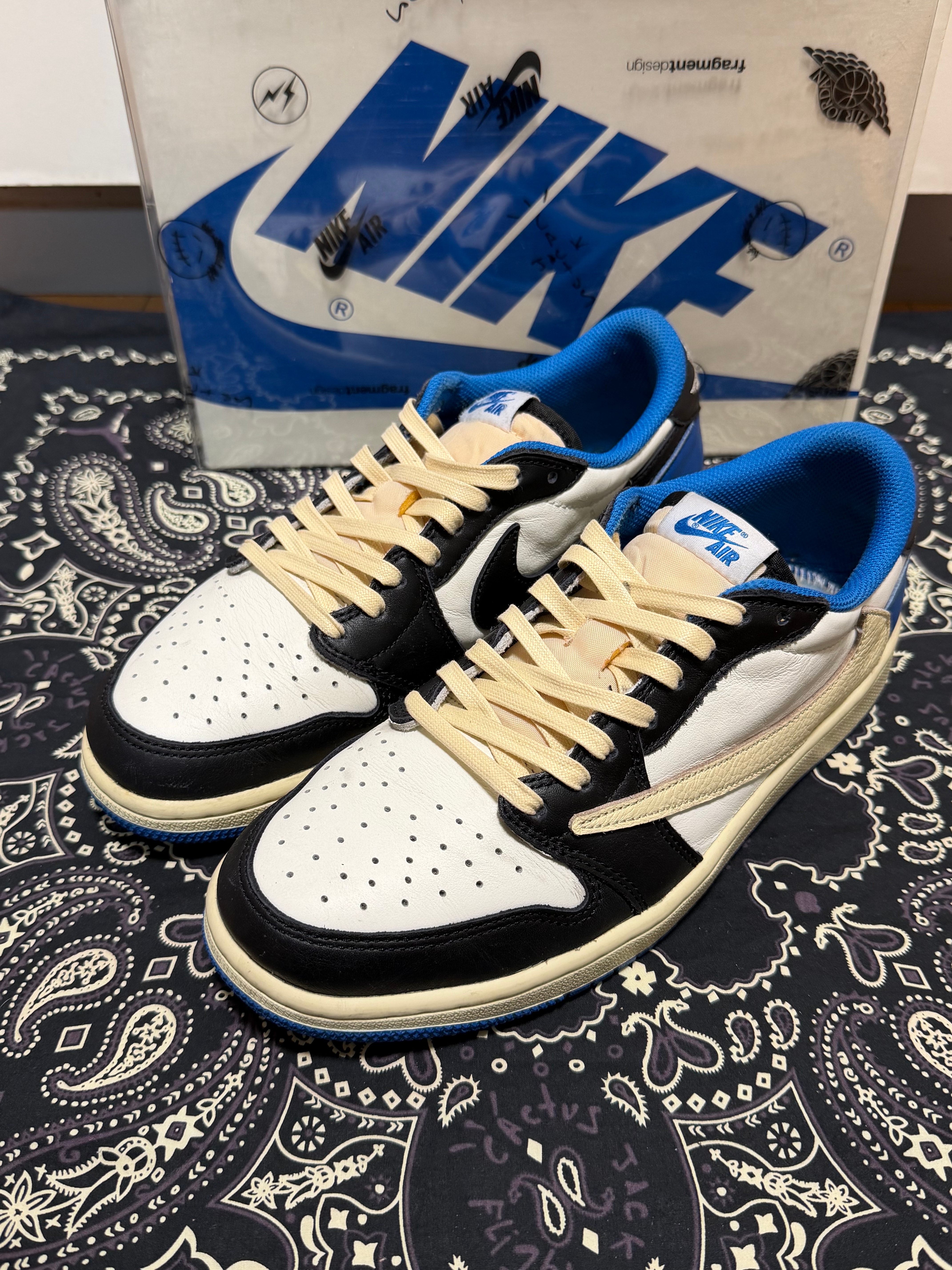 Travis Scott × fragment design × Nike Air Jordan 1 Low OG SP "Military Blue"