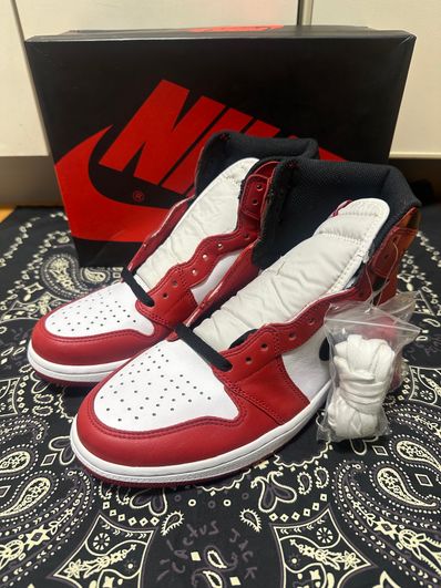 Nike Air Jordan 1 Retro High "Chicago" (2015)