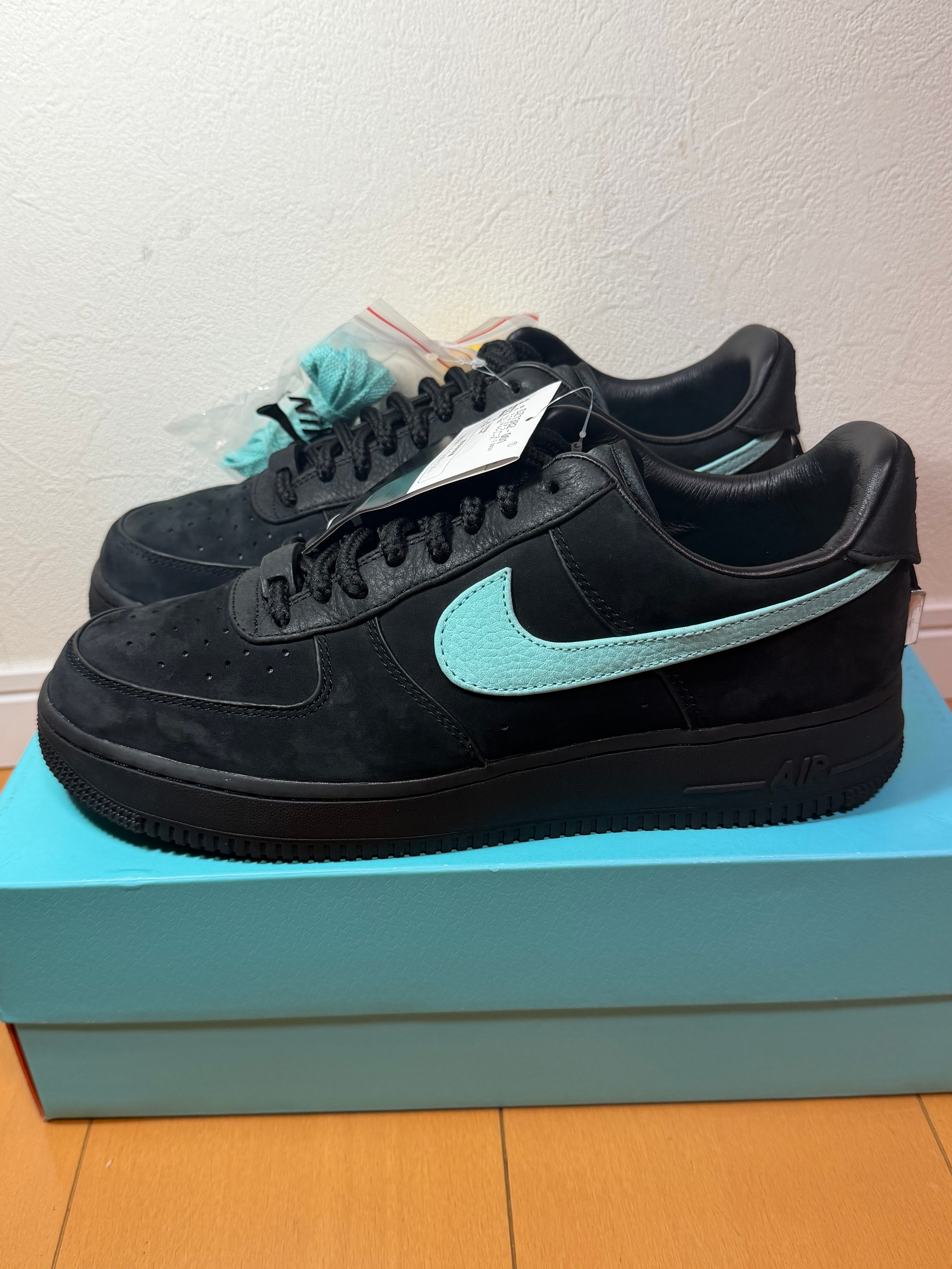 Tiffany & Co. × Nike Air Force 1 Low "1837"