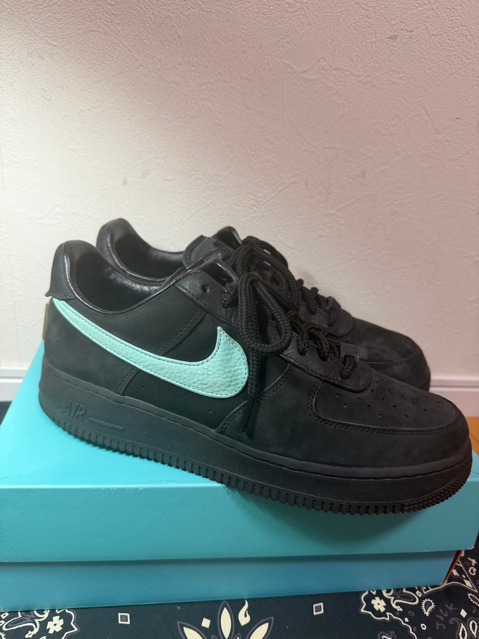 Tiffany & Co. × Nike Air Force 1 Low "1837"
