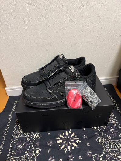 Travis Scott × Nike Air Jordan 1 Low OG SP "Black Phantom"