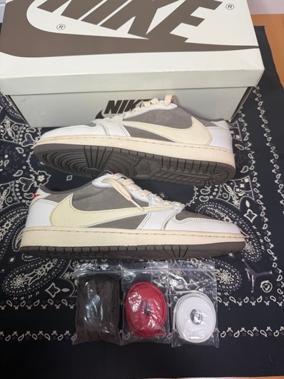 Travis Scott × Nike Air Jordan 1 Low OG SP "Reverse Mocha/Sail and Ridgerock"