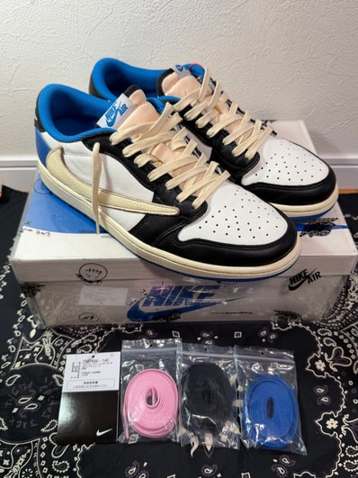 Travis Scott × fragment design × Nike Air Jordan 1 Low OG SP "Military Blue"