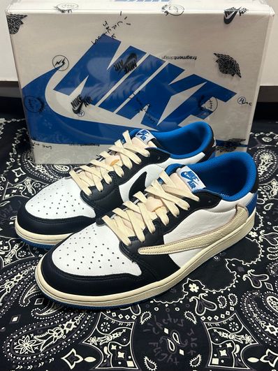 Travis Scott × fragment design × Nike Air Jordan 1 Low OG SP "Military Blue"