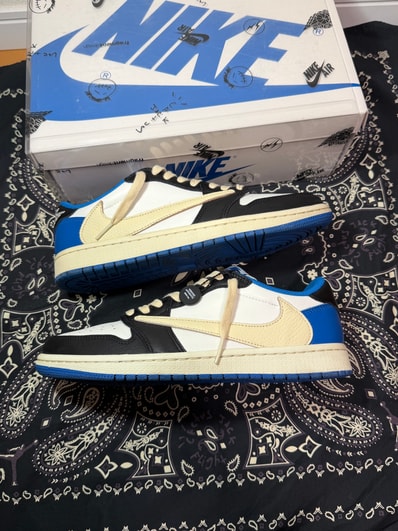 Travis Scott × fragment design × Nike Air Jordan 1 Low OG SP "Military Blue"