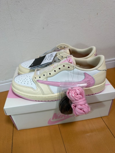 Travis Scott × Nike Air Jordan 1 Retro Low OG "Muslin/Shy Pink"