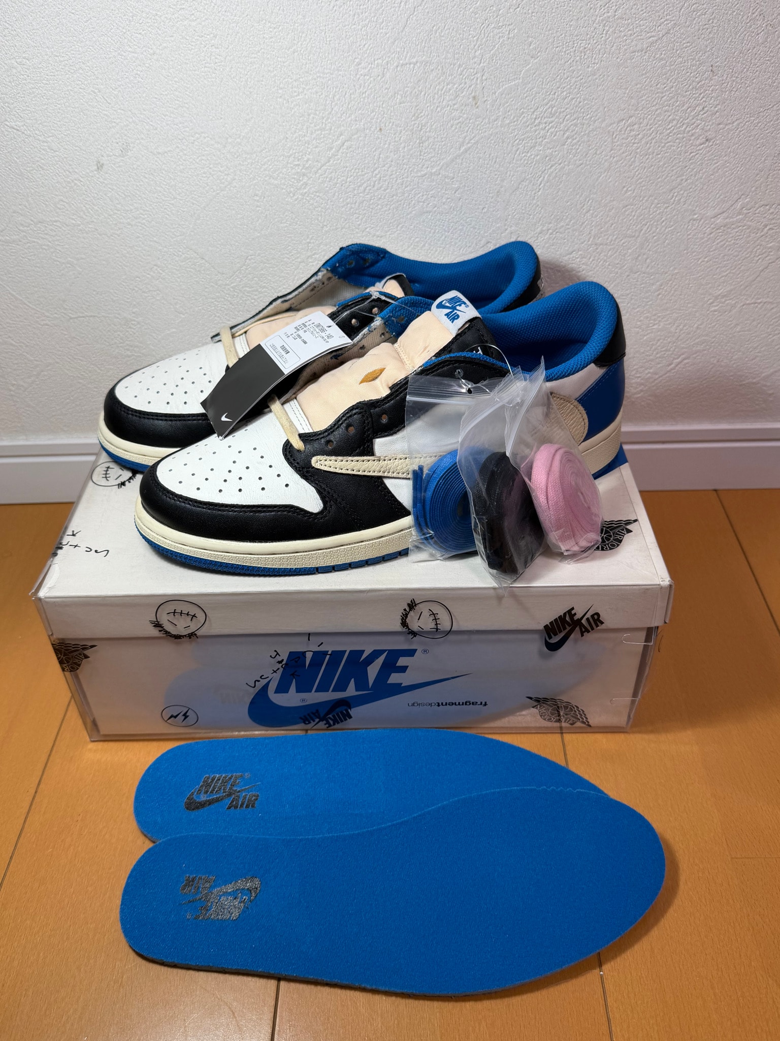 Travis Scott × fragment design × Nike Air Jordan 1 Low OG SP "Military Blue"