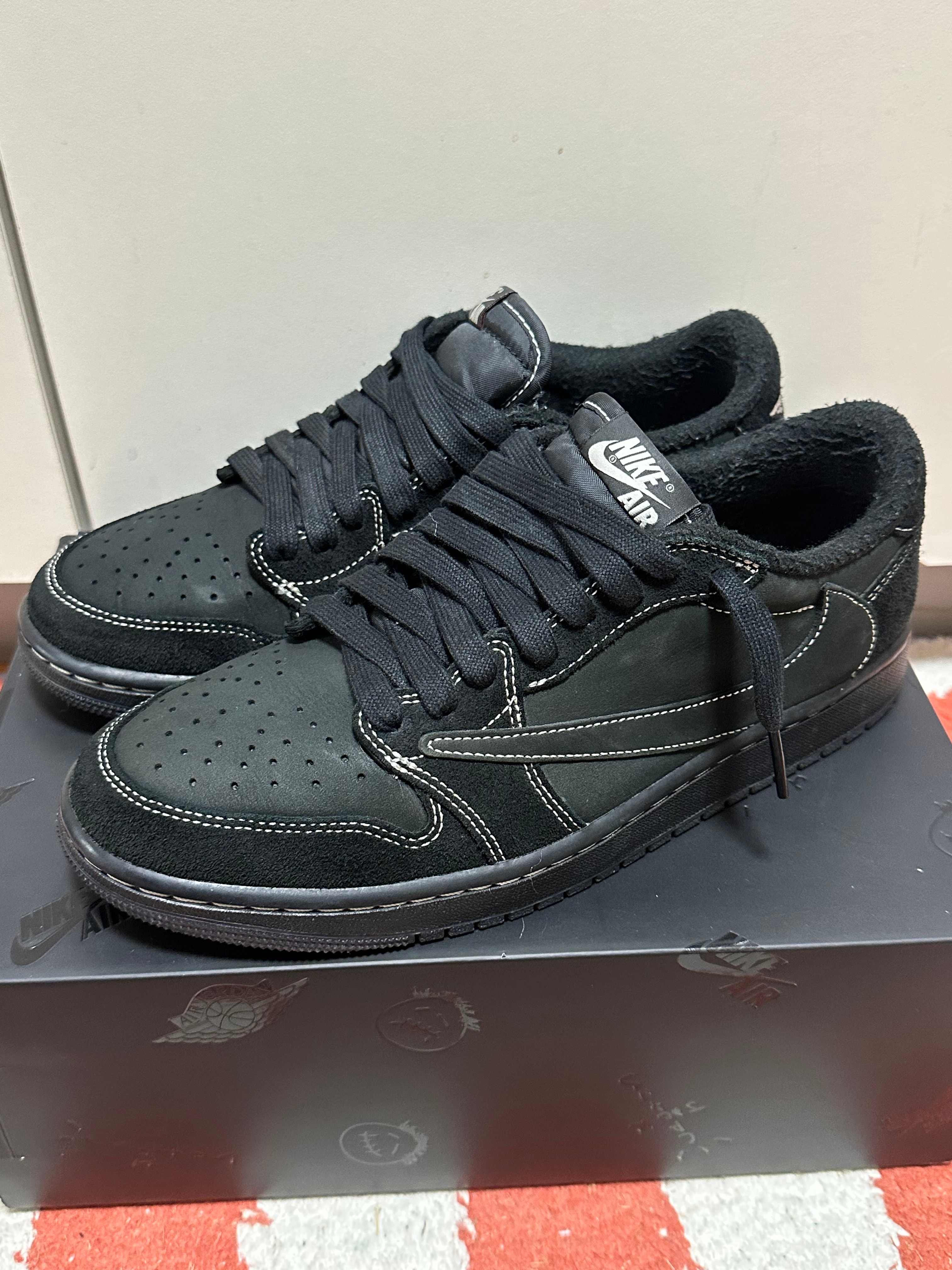 Travis Scott × Nike Air Jordan 1 Low OG SP "Black Phantom"