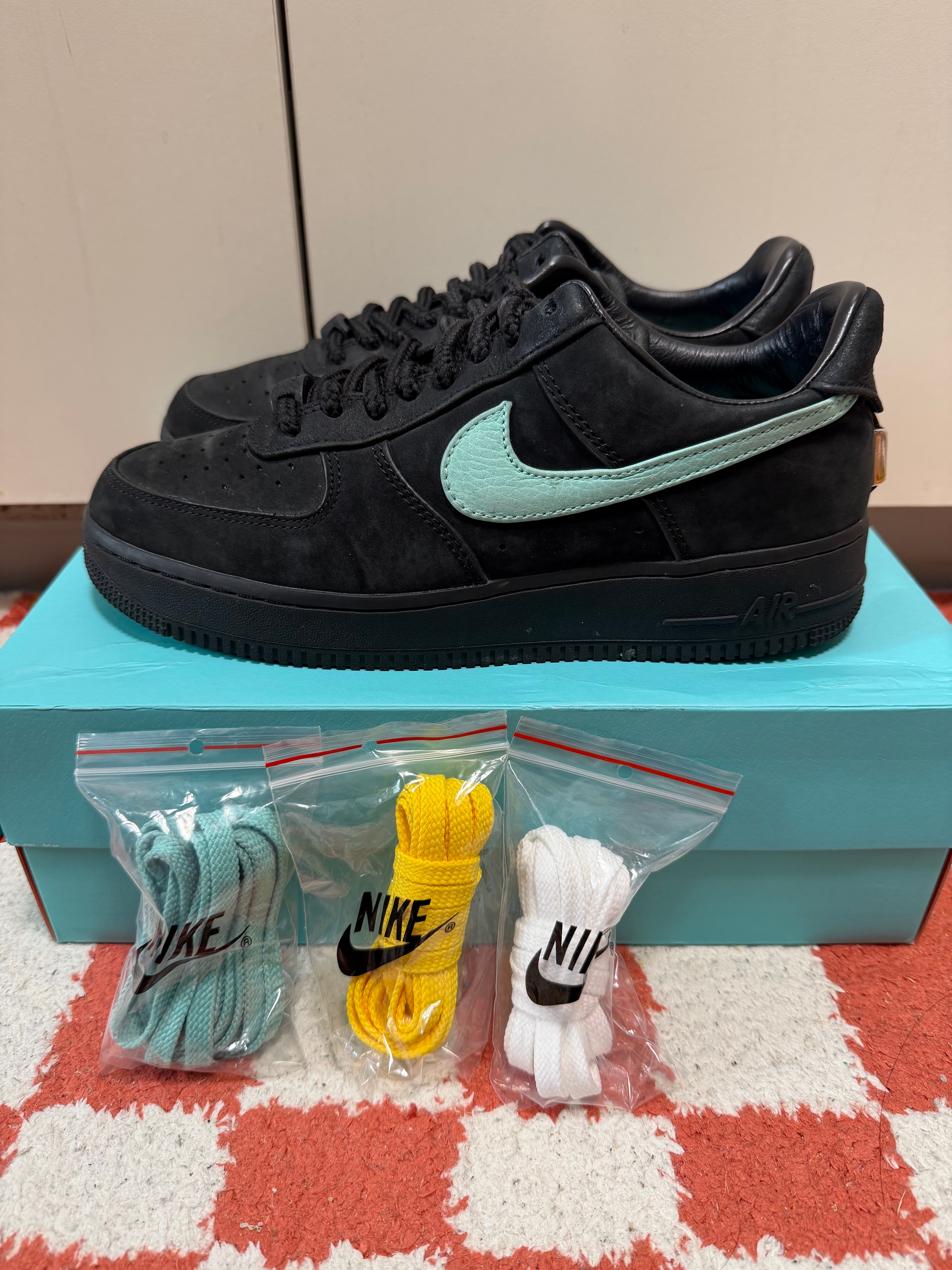 Tiffany & Co. × Nike Air Force 1 Low "1837"
