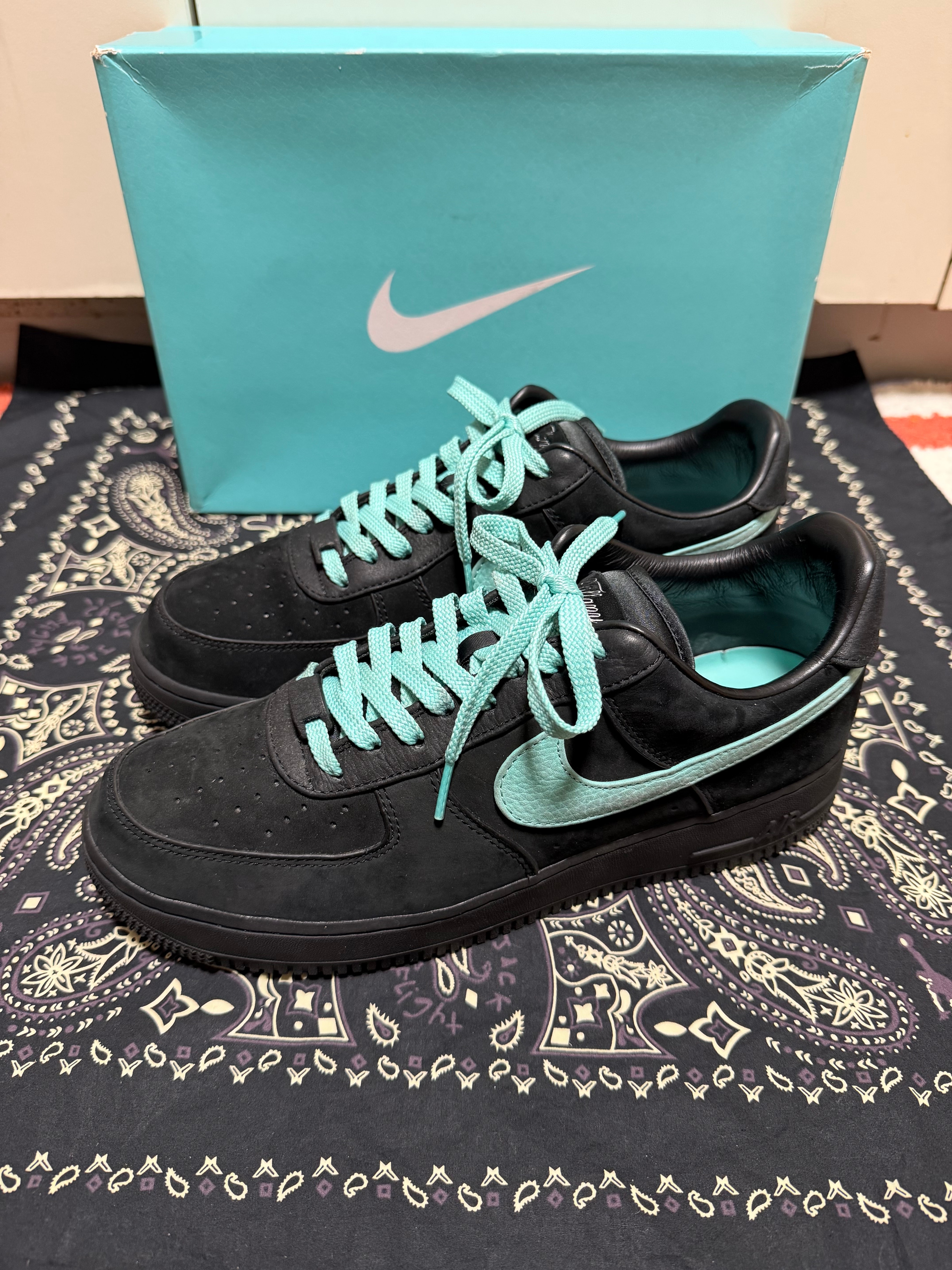 Tiffany & Co. × Nike Air Force 1 Low "1837"