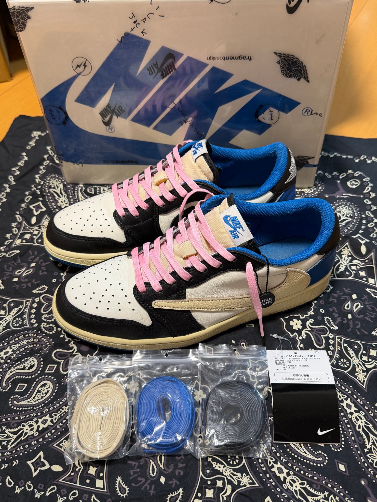 Travis Scott × fragment design × Nike Air Jordan 1 Low OG SP "Military Blue"