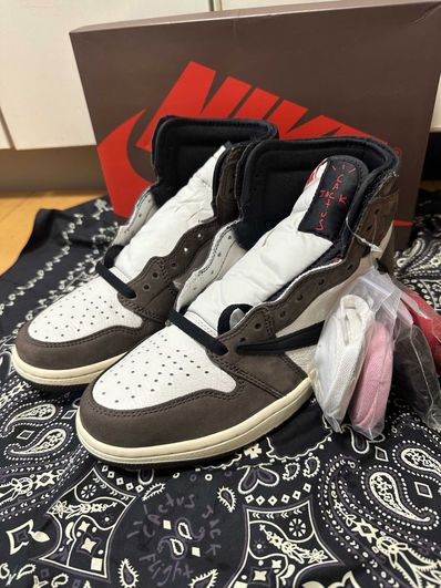 Travis Scott × Nike Air Jordan 1 Retro High OG TS SP "Sail/Dark Mocha"