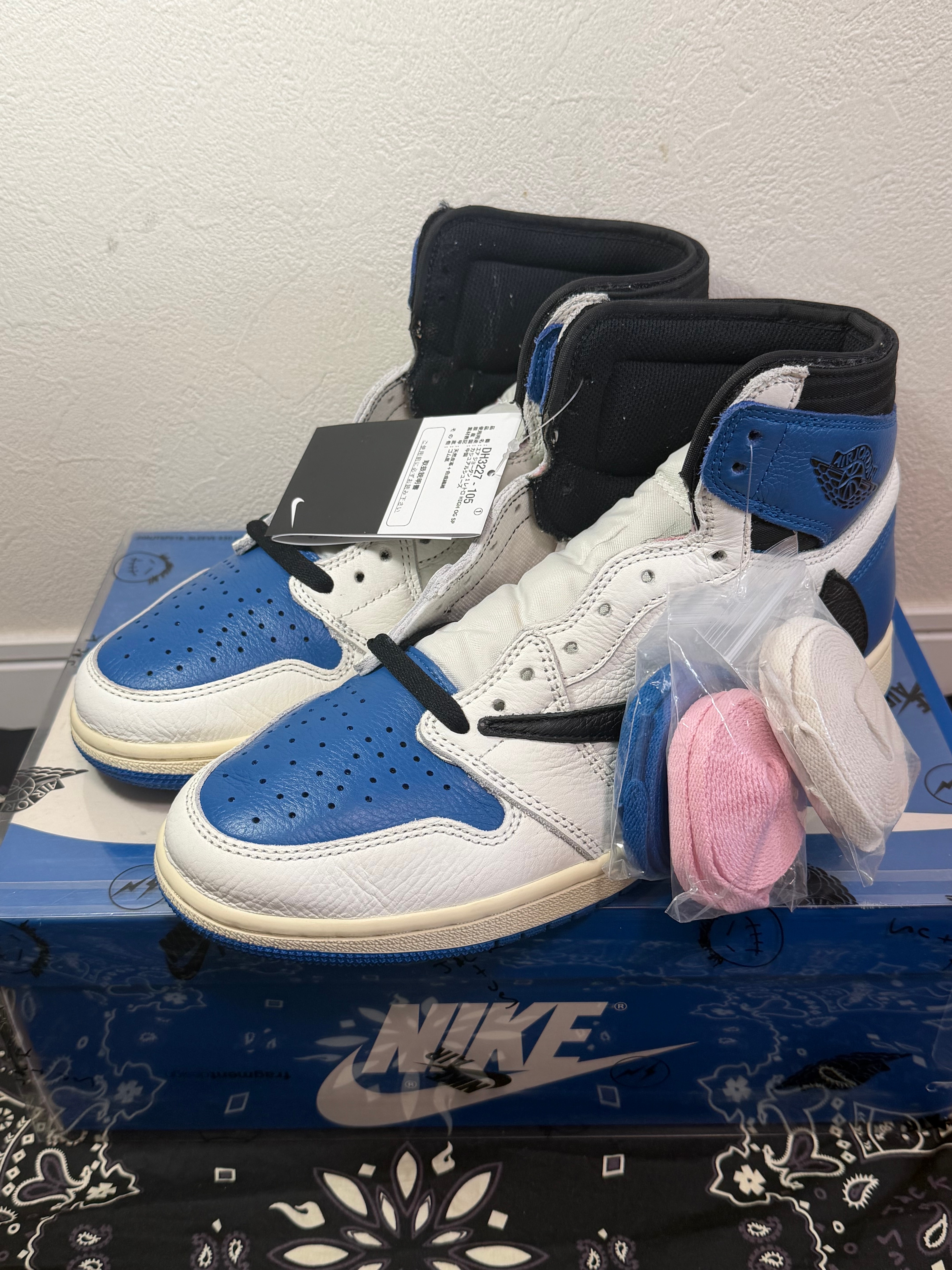 Travis Scott × fragment design × Nike Air Jordan 1 Retro High OG SP "Military Blue"