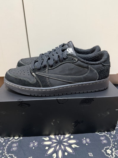 Travis Scott × Nike Air Jordan 1 Low OG SP "Black Phantom"