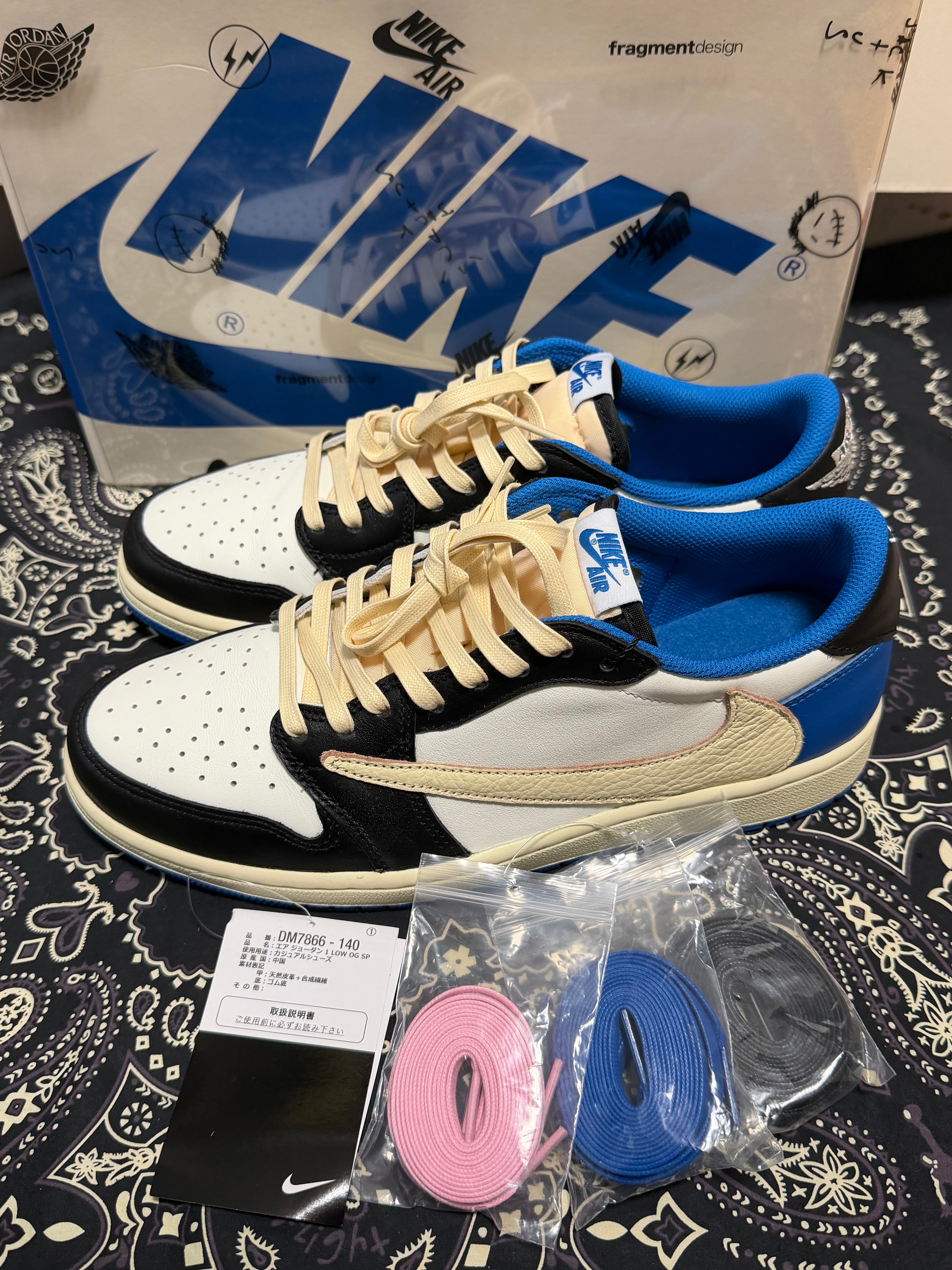 Travis Scott × fragment design × Nike Air Jordan 1 Low OG SP "Military Blue"