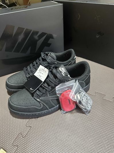 Travis Scott × Nike Air Jordan 1 Low OG SP "Black Phantom"