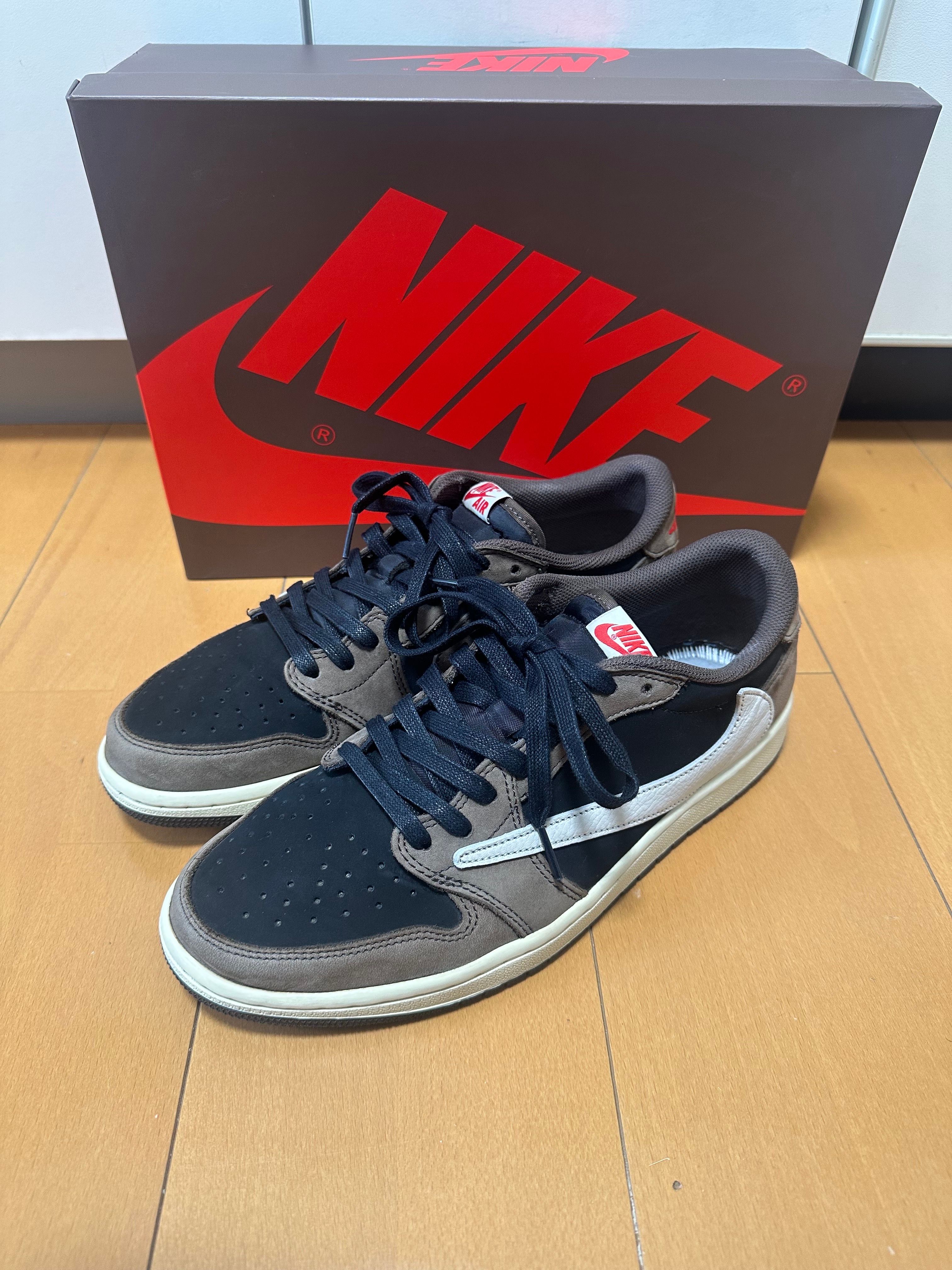 Travis Scott × Nike Air Jordan 1 Low OG SP-T "Black/Dark Mocha"