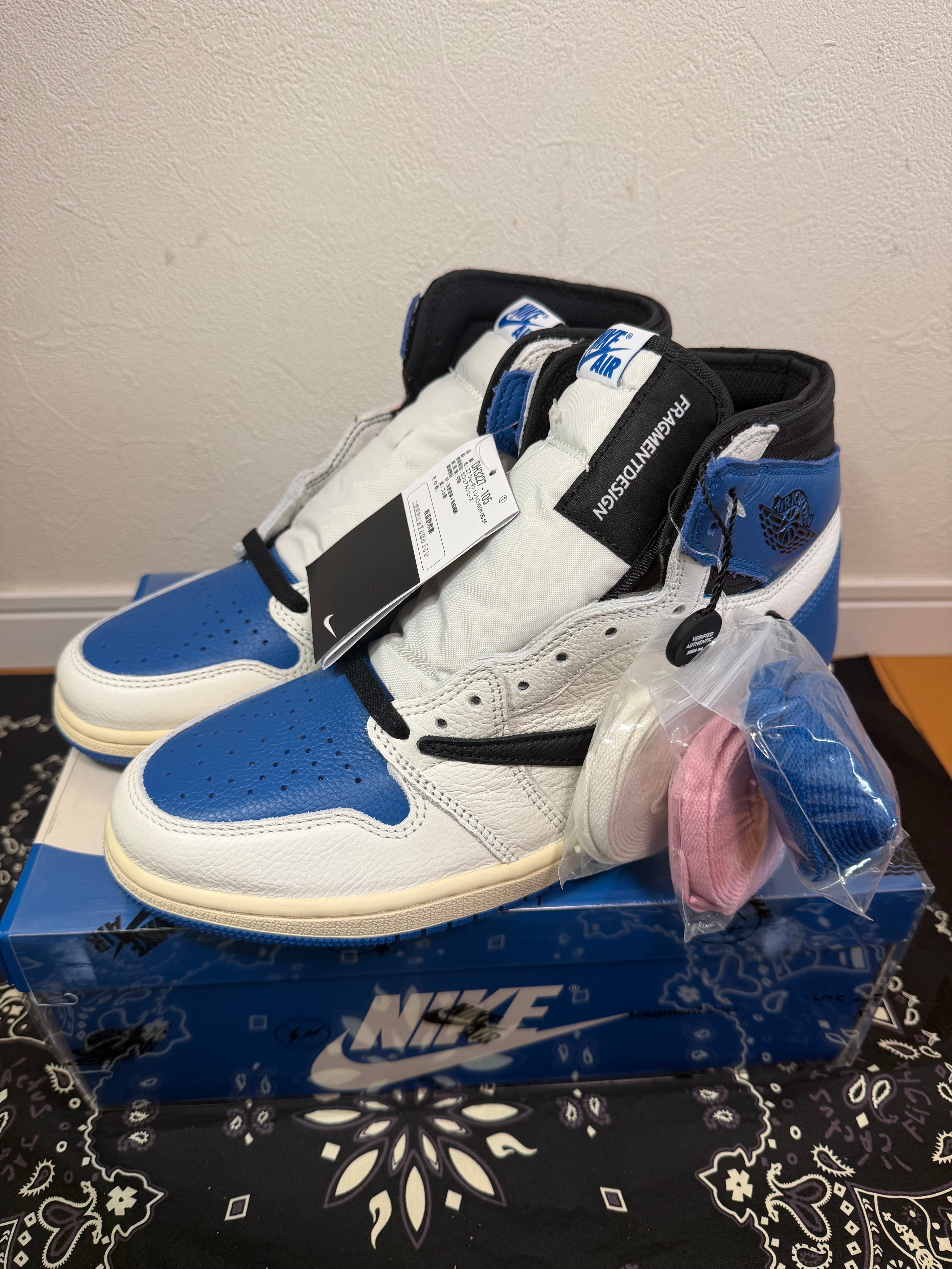 Travis Scott × fragment design × Nike Air Jordan 1 Retro High OG SP "Military Blue"