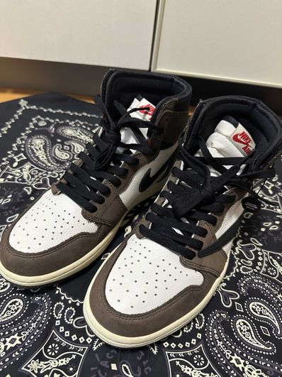 Travis Scott × Nike Air Jordan 1 Retro High OG TS SP "Sail/Dark Mocha"