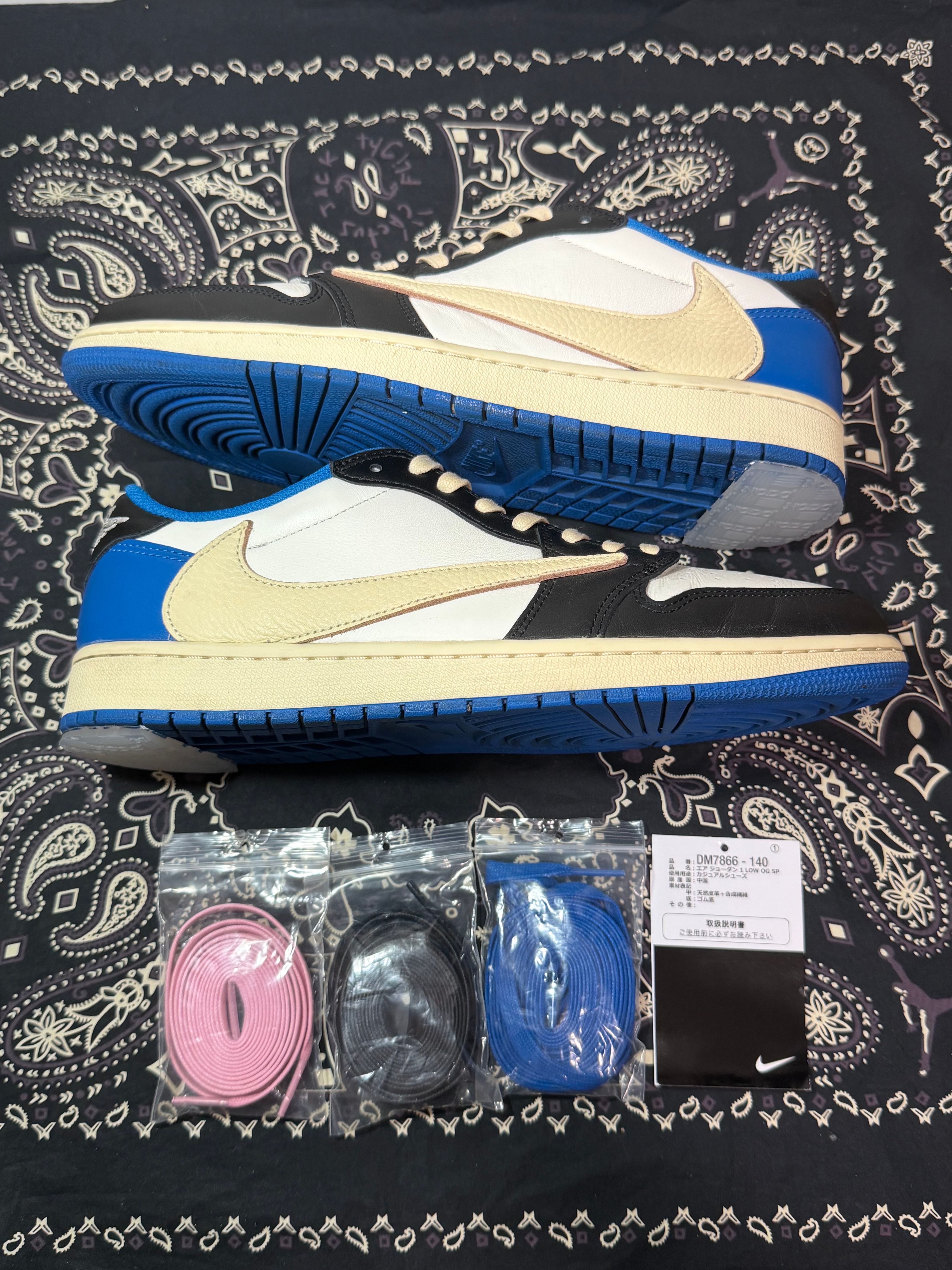 Travis Scott × fragment design × Nike Air Jordan 1 Low OG SP "Military Blue"