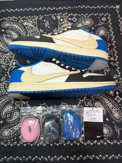Travis Scott × fragment design × Nike Air Jordan 1 Low OG SP "Military Blue"