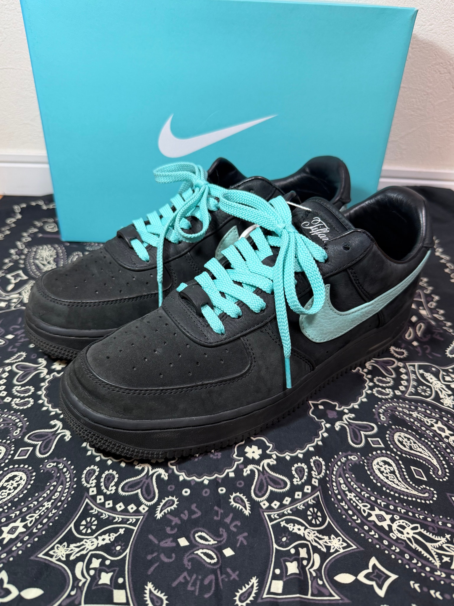 Tiffany & Co. × Nike Air Force 1 Low "1837"