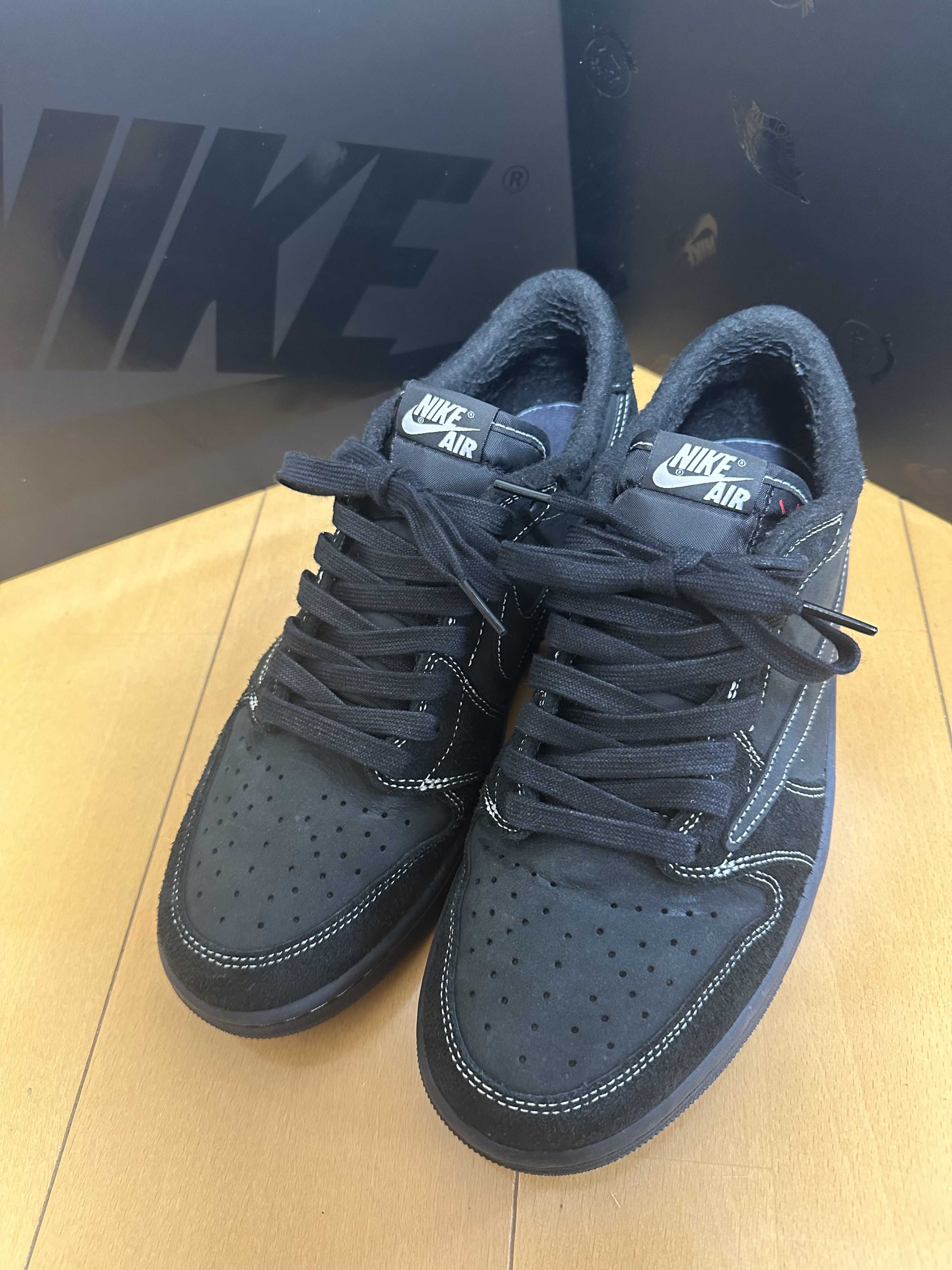 Travis Scott × Nike Air Jordan 1 Low OG SP "Black Phantom"