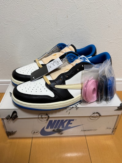Travis Scott × fragment design × Nike Air Jordan 1 Low OG SP "Military Blue"